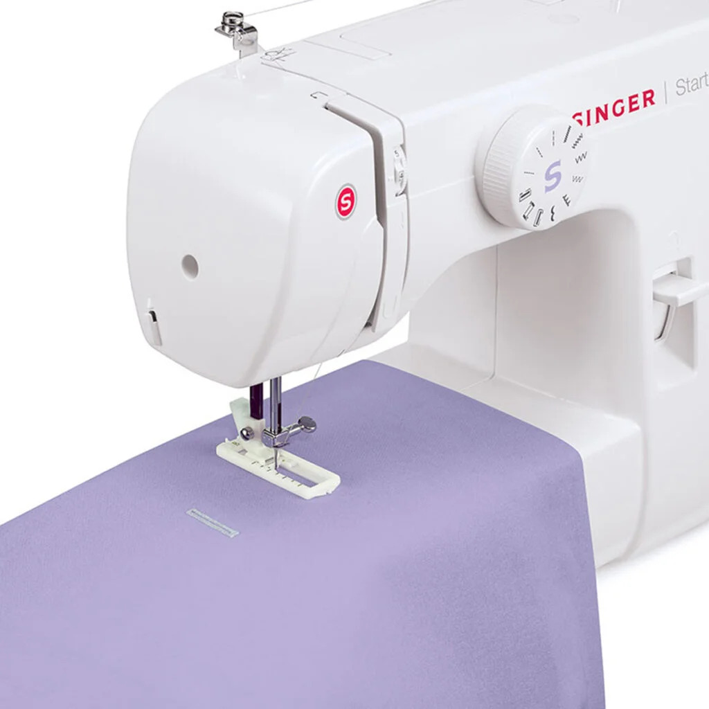 MAQUINA DE COSER MOD SMART 6PTD BRAZO/LIB -SINGER