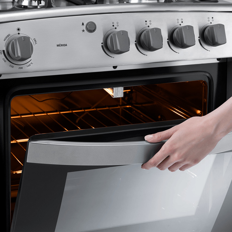 COCINA GRILL A GAS 4Q 24&quot; CON HORNO 58X60X94CM CROMA/-INDURAMA
